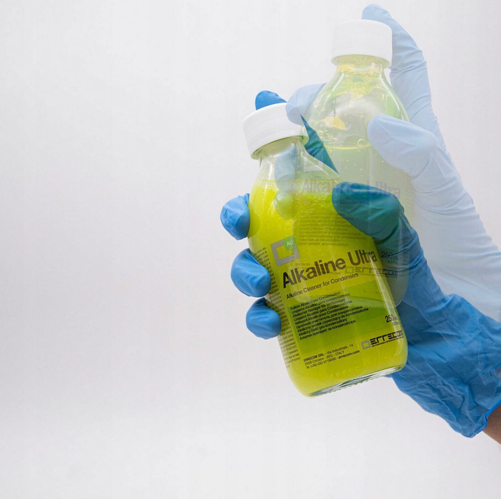 Uniwersalny Koncentrat Do Czyszczenia Skraplaczy 250ml | ALKALINE ULTRA