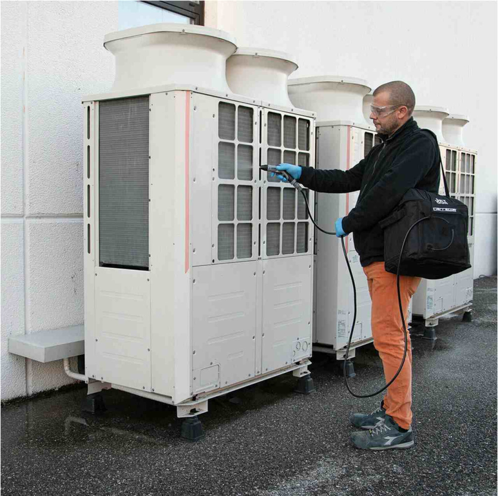 Uniwersalny Koncentrat Do Czyszczenia Skraplaczy | ACID ULTRA 250 ML