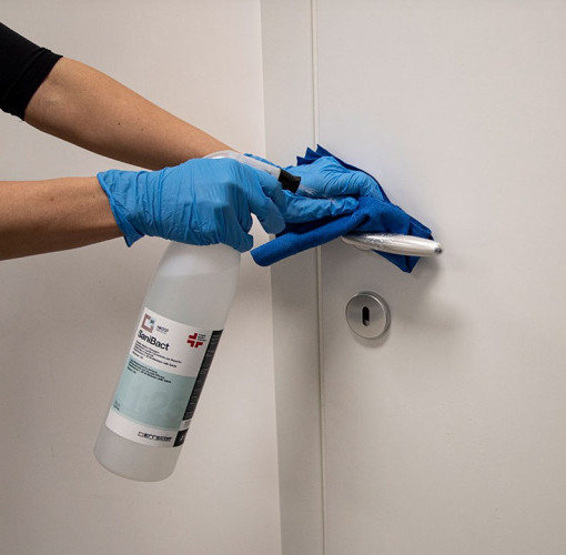 Płyn Odgrzybiający I Dezynfekujący Do Klimatyzacji I Chłodnic 1L | SANIBACT