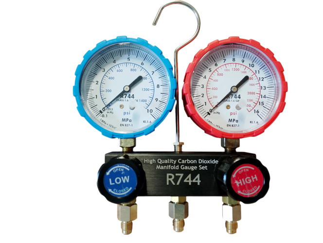  Manometr do układów z czynnikiem R744 (CO2)